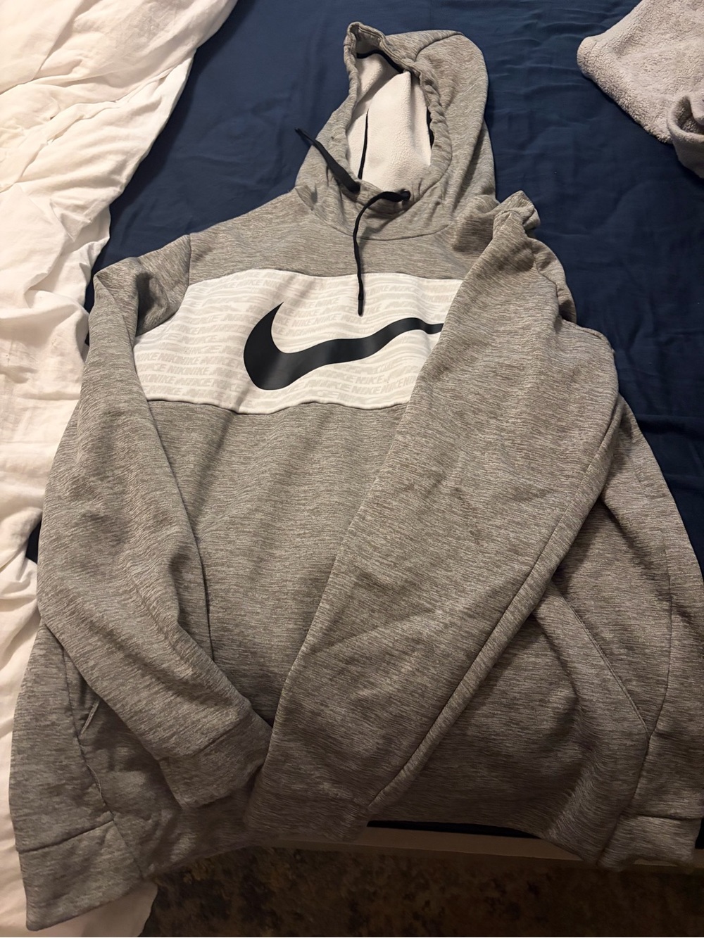 Nike Grey Pullover Hoodie with Black Swoosh Men’s XL